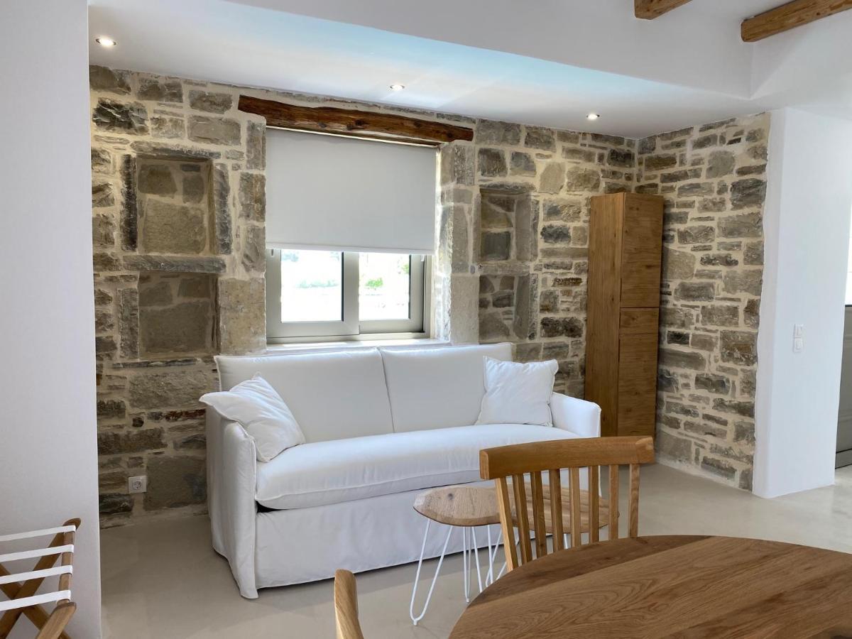 Laini Luxury Suites Pombia Zewnętrze zdjęcie