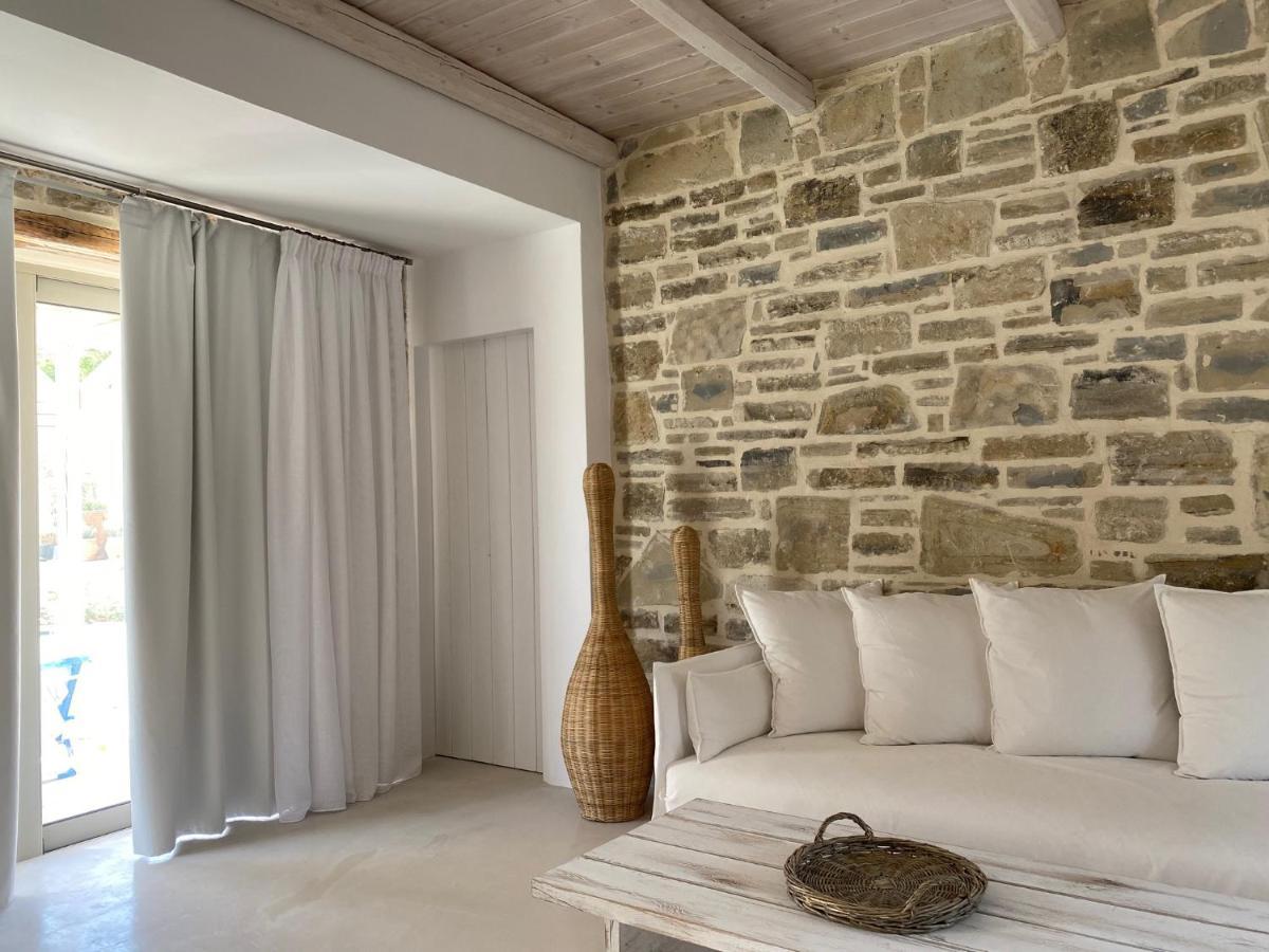 Laini Luxury Suites Pombia Zewnętrze zdjęcie