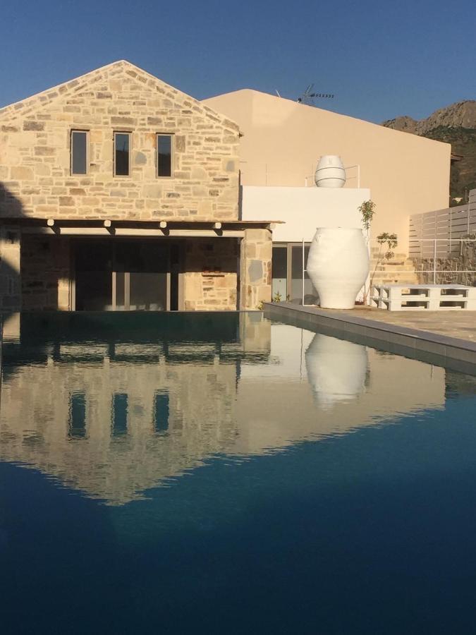 Laini Luxury Suites Pombia Zewnętrze zdjęcie